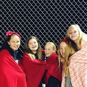 Meet your Posher, Avary